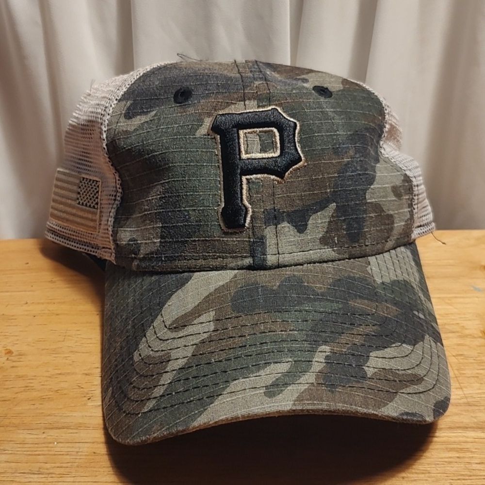 New Era 9Twenty Pittsburgh Pirates Trucker Snapback - NWOT